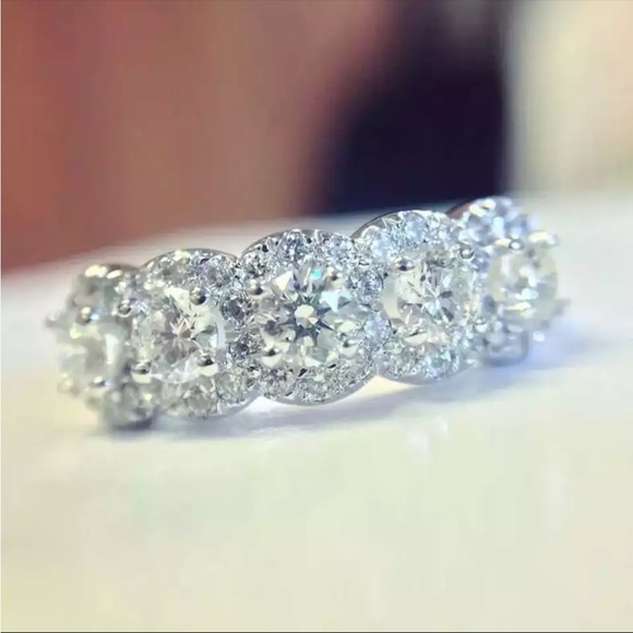 New 925 Silver Graceful Lady Engagement Wedding Diamond Chic Ring - Picture 2 of 4